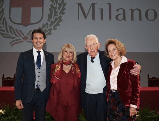 Italien, Verleihung des Verdienstordens der Stadt Mailand Milan, Italy Ambrogini 2022 Giuseppe Sala and the President of the City Council Elena Buscemi will deliver the Civic Merit Awards of the Municipality of Milan during the traditional ceremony to be held at the Teatro Dal Verme, In the picture: Alfredo Ambrosetti wife Lella, daughter Chiara and On Andrea Mascaretti  Copyright: xNickxZonnax xipa-agency.netx xNickxZonnax IPA_IPA34967345