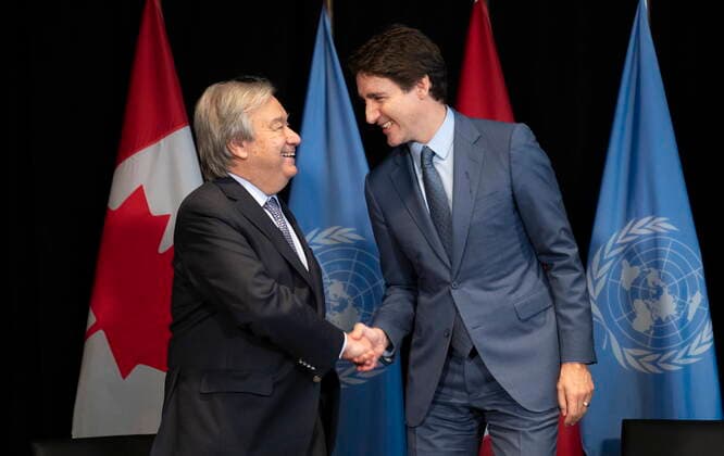 Kanada, Justin Trudeau empfämgt UN-Generalsekretär Antonio Guterres in Montreal December 7, 2022, Montreal, PQ, Canada: Prime Minister Justin Trudeau greets Secretary-General of the United Nations Antonio Guterres as they hold a bilateral meeting in Montreal on Wednesday, December 7, 2022. Montreal Canada  - ZUMAc35_ 20221207_zaf_c35_034 Copyright: xPaulxChiassonx