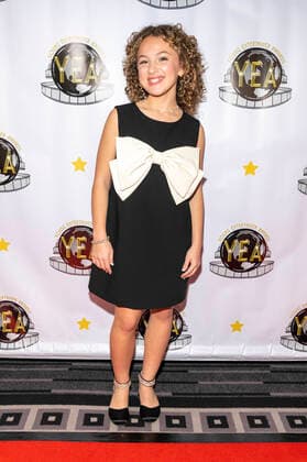 Violet Tinnirello bei der Verleihung der 7. Young Entertainer Awards im Universal Sheraton Hotel. Universal City, 11.12.2022
