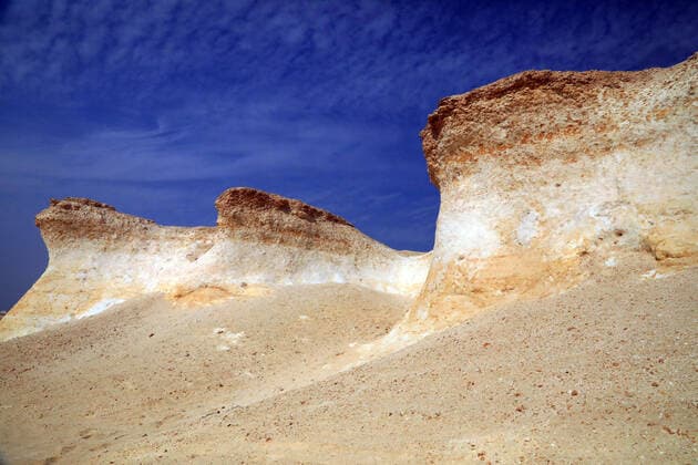 Creative Highlights World The Zekreet Peninsula (Qatar) is a popular destination for foreign tourists due to its unspoiled beaches and limestone rock formations. Eyepix Group Doha Qatar - ZUMAe321 20221215_zia_e321_039 Copyright: xSidhikxKeerantakath xEyepixxGroux