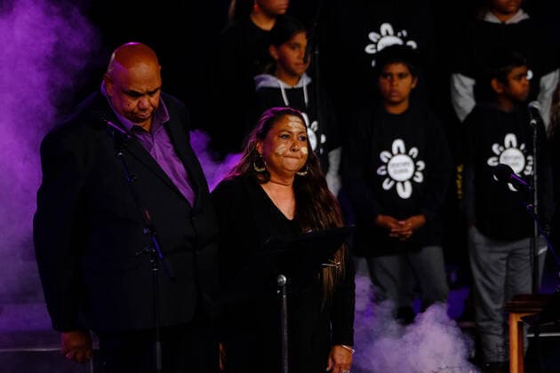 UNCLE ARCHIE ROACH STATE MEMORIAL, Uncle Kutcha Edwards , Nola Lauch and the Pertame School choir are seen at the State Memorial Service to celebrate the life and music of Australian singer Uncle Archie Roach at the Sidney Myer Music Bowl in Melbourne, Thursday, December 15, 2022. The 66-year-old Gunditjmara-Bundjalung elder rose to prominence with the release of his debut single Took the Children Away in 1990 and was inducted into the ARIA Hall of Fame in 2020. ( NO ARCHIVING, EDITORIAL USE ONLY, NO USE IN BOOKS WITHOUT CONSENT MELBOURNE VICTORIA AUSTRALIA  Copyright: xLUISxASCUIx 20221215001742935753