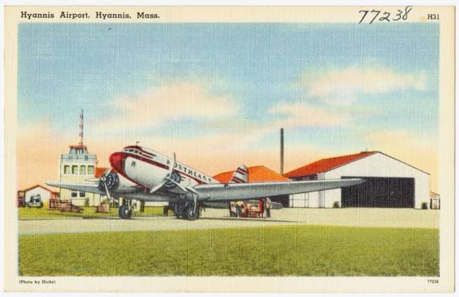 RECORD DATE NOT STATED Hyannis Airport, Hyannis, Mass. , Airports, Airplanes, Tichnor Brothers Collection, postcards of the United States Copyright: xpiemagsx postcardpie-12268 !ACHTUNG AUFNAHMEDATUM GESCHÄTZT!