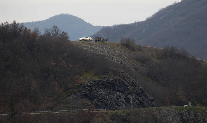 18.12.2022 Jarinje(Serbia) Life Politics Tensions Meeting of support to Kosovo Serbs in south Serbian province Kosovo at closed administral crossing and border which Serbian people not declarete like a border. KFOR army vehicles on the scouting mission on hill above inside of south province Kosovo NEWS : RÃ union de soutien aux Serbes du Kosovo dans la province du sud de la Serbie - 18 12 2022 AleksandarDjorovic Panoramic 