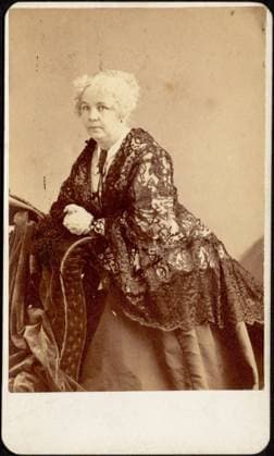 IMAGO History, Suffrage-Bewegung: Der Kampf der Frauen um das Wahlrecht: 1893-1928 Berühmte Feministinnen, Elizabeth Cady Stanton RECORD DATE NOT STATED Elizabeth Cady Stanton , Suffragists, Abolitionists, Stanton, Elizabeth Cady, 1815-1902, Carte de Visite Collection Copyright: xpiemagsx digcompie09122022-47007 !ACHTUNG AUFNAHMEDATUM GESCHÄTZT!