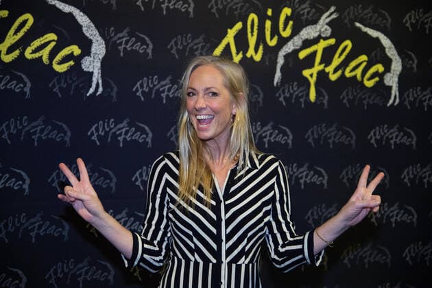 Angela FINGER-ERBEN, Moderatorin, Der Zirkus Flic Flac gastiert vom 16. Dezember 2022 bis zum 8. Januar 2023 am alten Gueterbahnhof in Duisburg, 16.12.2022, *** Angela FINGER ERBEN, presenter, The circus Flic Flac guest from 16 December 2022 to 8 January 2023 at the old Gueterbahnhof in Duisburg, 16 12 2022,