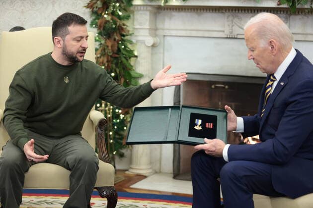 News Themen der Woche KW51 News Bilder des Tages December 21, 2022, Washington, District of Columbia, USA: President Joe Biden holds a bilateral meeting with President Volodymyr Zelenskyy of Ukraine in the Oval Office at the White House on December 21, 2022 in Washington, DC Washington USA - ZUMAs152 20221221_zaa_s152_026 Copyright: xOliverxContrerasx-xPoolxviaxCNPx
