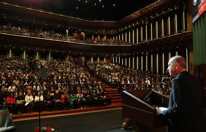 News Themen der Woche KW51 News Bilder des Tages Turkish President Recep Tayyip Erdogan speaks during the Presidential Culture and Arts Grand Awards event Turkish President Recep Tayyip Erdogan speaks during the Presidential Culture and Arts Grand Awards event in Ankara, Turkiye on December 21, 2022. Photo by Turkish presidency apaimages Ankara Ankara Turkey 211222_TURKIYE_TPO_00 (3) Copyright: xapaimagesxTurkishxpresidencyx xapaimagesx
