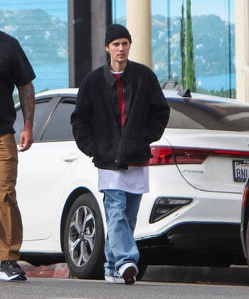 Entertainment Themen der Woche KW51 Entertainment Bilder des Tages Justin Bieber Sports Baggy Denim Featuring: Justin Bieber Where: Los Angeles, California, United States When: 22 Dec 2022 Credit: BauerGriffin INSTARimages.com Cover Images Copyright: xx 52304820 EDITORIAL USE ONLY. NOT FOR USE BY NEWSPAPERS BASED IN THE UK.