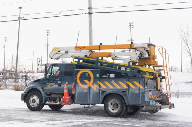 December 24, 2022, Montreal, PQ, Canada: A Hydro Quebec truck is shown in an area without power in Montreal, Saturday, Dec. 24, 2022, following a winter storm in the region. Montreal Canada  - ZUMAc35_ 20221224_zaf_c35_009 Copyright: xGrahamxHughesx