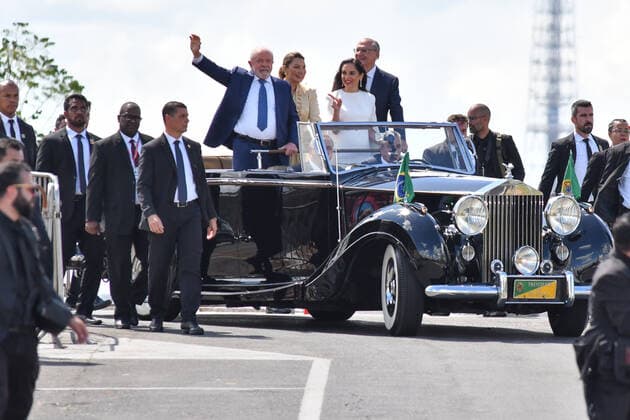 BRASÍLIA, DF - 01.01.2023: PRESIDENT LULA S INAUGURATION - Photo, President Lula and First Lady Janja, Geraldo Alckmin and Lu Alckmin arriving at the National Congress. This Sunday (1) President Luiz Inácio Lula da Silva takes office as President of Brazil with Geraldo Alckmin as his Vice President. x2314873x  TonxMolina