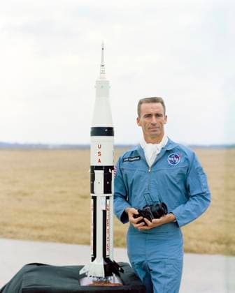 February 13, 1968, Cape Canaveral, FL, United States: NASA astronaut Walter Cunningham, lunar module pilot for the Apollo 7 mission poses with a model of the Apollo 7 Lunar Module and Saturn rocket ship at the Kennedy Space Center, February 13, 1968 in Cape Canaveral, Florida. Cunningham died January 4, 2023 at 90-years-old, the last surviving member of the NASA Apollo 7 mission. Cape Canaveral United States - ZUMAp138 19680213_zaa_p138_001 Copyright: xNasaxJohnson Nasax