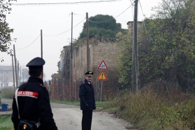 Italien, Ermittlungen nach Ehrenmord an Saman Abbas auf Bartoli Bauernhof in Novellara Carabinieri of the RIS together with the Fire Brigade scour an abandoned farmhouse near the Bartoli farm, after the discovery of human bones possibly of Saman Abbas, the Pakistani girl allegedly killed by her family because she did not live according to the dictates imposed by the family . In the photo, the cottage being researched Editorial Usage Only  Copyright: xRobertoxBrancolinix xIPAx Agenzia_Fotogramma_FGR3685084