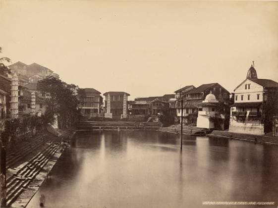 RECORD DATE NOT STATED Temples & Tank, Walkeshwur. Francis Frith (English, 1822 - 1898) Copyright: xpiemagsx gb59011 !ACHTUNG AUFNAHMEDATUM GESCHÄTZT!