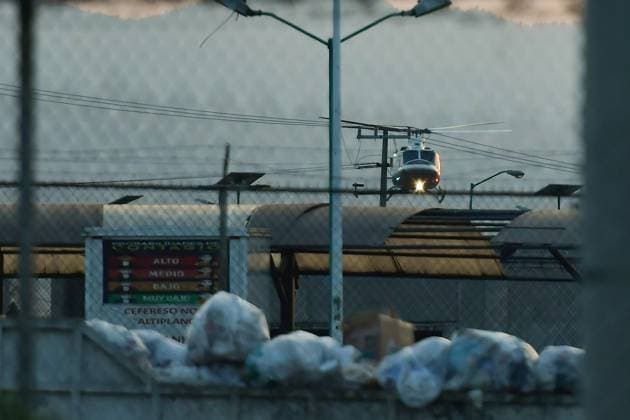 Drug Kingpin Ovidio Guzman is Admitted to the Maximum Security Prison ˜El Altiplano January 05 in Toluca, Mexico : Elements of the Mexican Army in the company of the National Guard arrived at the Federal Center for Social Readaptation 1 El Altiplano where Ovidio Guzman alias El Raton son Joaquin Guzman Loera alias El Chapo was admitted by helicopter. on January 05 in Toluca, MÃ xico. (Photo by Arturo Hernandez Eyepix Group) Copyright: xArturoxHernandezx xEyepixxGroupx AH_050123_13