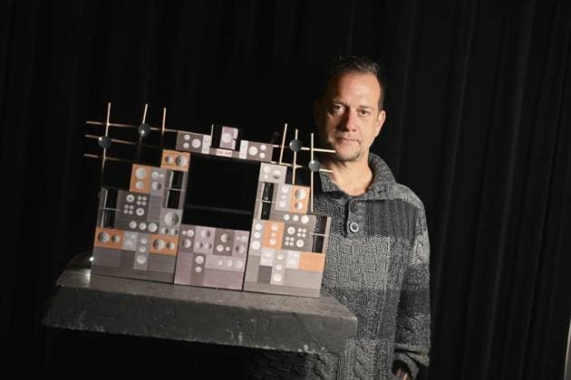 Entertainment Themen der Woche KW01 Regisseur und Buchautor Fabian Gerhardt <p>Der Regisseur und Buchautor Fabian Gerhardt zur Radioland -Produktion, die sich mit dem Fürstentum Sealand befasst, am 5. Januar 2023 in der Neuköllner Oper. Deutschland Berlin Copyright: RetoxKlar NUR FÜR REDAKTIONELLE ZWECKE *** Director and book author Fabian Gerhardt p The director and book author Fabian Gerhardt to the Radioland production, which deals with the Principality of Sealand, on 5 January 2023 at the Neuköllner Opera Germany Berlin Copyright RetoxKlar For editorial purposes only. Copyright: RetoxKlar doc7ocwktrmfdz9k6mbnsn ,EDITORIAL USE ONLY