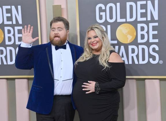 (L-R) Paul Walter Hauser and Amy Elizabeth Boland arrive for the 80th annual Golden Globe Awards at the Beverly Hilton in Beverly Hills, California on Tuesday, January 10, 2023.  LAP20230110152 JIMxRUYMEN