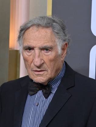 Judd Hirsch arrives for the 80th annual Golden Globe Awards at the Beverly Hilton in Beverly Hills, California on Tuesday, January 10, 2023.  LAP20230110354 JIMxRUYMEN