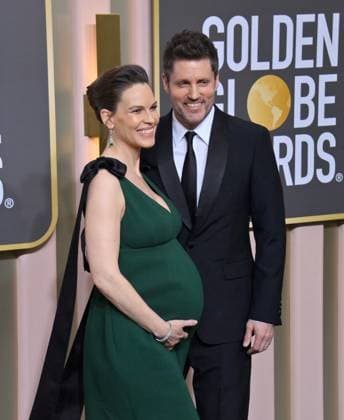 (L-R) Hilary Swank and Philip Schneider arrive for the 80th annual Golden Globe Awards at the Beverly Hilton in Beverly Hills, California on Tuesday, January 10, 2023.  LAP20230110372 JIMxRUYMEN