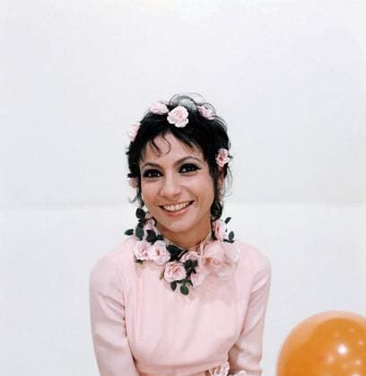 Esther Ofarim Show Esther Ofarim Show, Unterhaltungssendung, Deutschland 1970, Regie: Bob Rooyens, Mitwirkende: Esther Ofarim, Deutschland , Deutschland Copyright: FredxLindinger Nur redaktionelle Nutzung. Editorial usage only. LIN_7602000549 UnitedArchives EDITORIAL USE ONLY