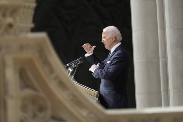 News Themen der Woche KW02 January 12, 2023, Washington, District of Columbia, USA: United States President Joe Biden makes remarks at a memorial service for former US Secretary of Defense Ashton Baldwin Carter in the Washington National Cathedral in Washington, DC on Thursday, January 12, 2023 Washington USA - ZUMAs152 20230112_zaa_s152_055 Copyright: xChrisxKleponisx-xPoolxviaxCNPx