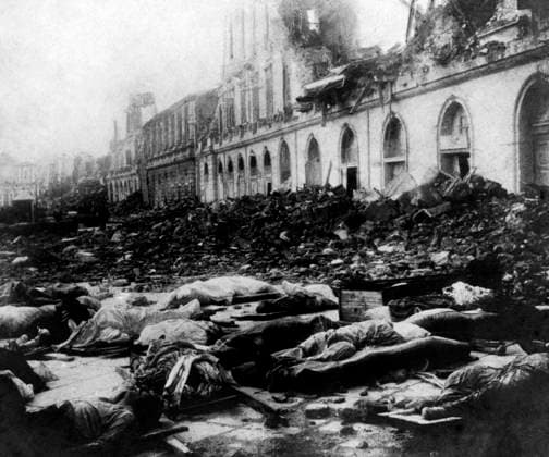 RECORD DATE NOT STATED Italy. Sicily. Messina earthquake. victims and municipal buildings on the seafront destroyed. 1908 01 02 1910 972_05_W336670