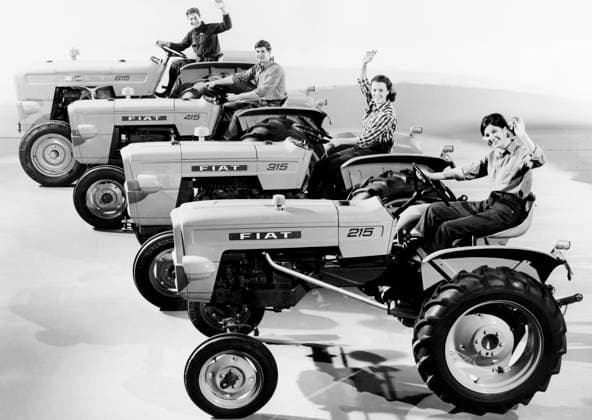 RECORD DATE NOT STATED Fiat tractor. models. 1965 01 02 1965 972_16_W291175