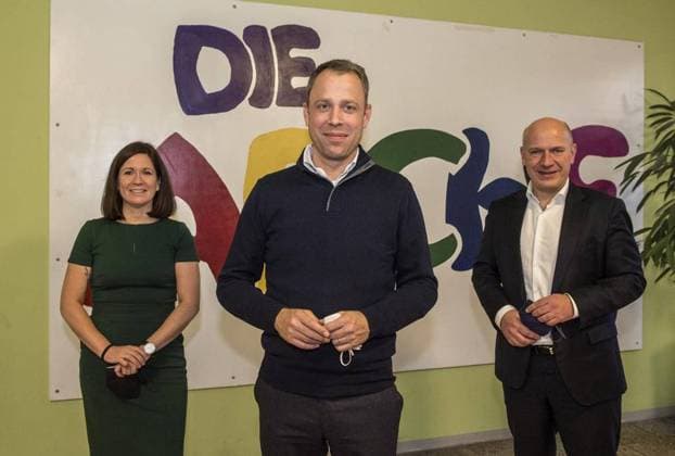 Arche, Czaja, Wegner *** NUR FÜR REDAKTIONELLE ZWECKE *** EDITORIAL USE ONLY ***<p>Am 10. Dezember 2021 sind vl. Katharina Günther-Wünsch, Mario Czaja und Kai Wegner von der Berliner CDU in der Arche zu Besuch. Deutschland Berlin Berlin Copyright: SergejxGlanze *** Ark, czaja, Wegner *** ONLY FOR EDITORIAL PURPOSE *** EDITORIAL USE ONLY *** P on 10 December 2021 are Vl Catherine Günther wish, Mario Czaja and Kai Wegner from the Berlin CDU in the Arche to Visit Germany Berlin Berlin Copyright SergejxShine Copyright: SergejxGlanze doc7is2v6zfftcihs6sjmk EDITORIAL USE ONLY