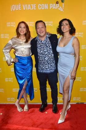 Daddy Daughter Trip Mexico City Film Premiere January 14, 2023, Mexico City, Mexico: (L-R) Actress Monica Huarte, American actor Rob Schneider and his wife Patricia Azarcoya Schneider attend at Daddy Daughter Trip film premiere at Cinepolis Mitikah. on January 14, 2023 in Mexico City, Mexico. (Photo by Carlos Tischler Eyepix Group) Copyright: xCarlosxTischler xEyepixxGroupx CT_14012023_86238