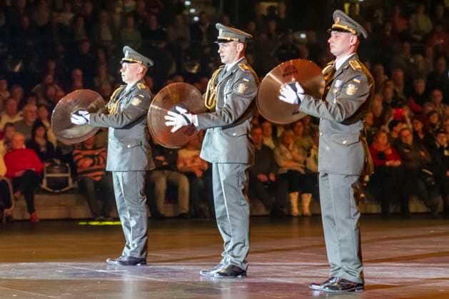 Leipzig, Deutschland 15. Januar 2023: Musikparade - Leipzig - 2023 Europas größte Tournee der Militär- und Blasmusik macht Station in Leipzig. Im Bild: Militärorchester der staatlichen Spezialeinheit des Verteidigungsministeriums aus Tschernihiw (Ukraine) Quarterback IImmobilien Arena Sachsen Copyright: xFotostandx xBallaschx