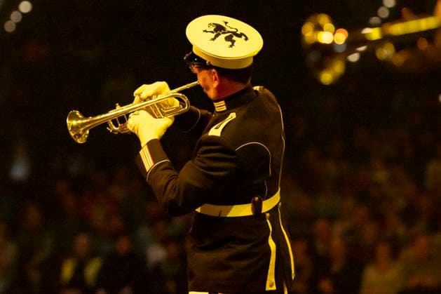 Leipzig, Deutschland 15. Januar 2023: Musikparade - Leipzig - 2023 Europas größte Tournee der Militär- und Blasmusik macht Station in Leipzig. Im Bild: Show-und Marching Band Exempel (Netherland) Quarterback IImmobilien Arena Sachsen Copyright: xFotostandx xBallaschx