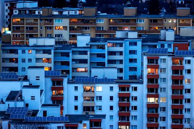 Wohnungen Berlin, 16.01.2023 - Blick auf Haeuser in der Gropiusstadt. Der Anstieg der Mieten in deutschen Staedten hat sich im vergangenen Jahr wieder erhoeht. Berlin Berlin Deutschland *** Apartments Berlin, 16 01 2023 View of houses in Gropiusstadt The rise in rents in German cities increased again last year Berlin Berlin Germany
