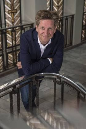 Daniel Wesener *** NUR FÜR REDAKTIONELLE ZWECKE *** EDITORIAL USE ONLY ***<p>Am 6. Juli 2022 sitzt der Berliner Finanzsenator Daniel Wesener, Bündnis 90 Die Grünen während eines Interviews mit der Berliner Morgenpost in seinem Büro. Berlin Copyright: SergejxGlanze *** Daniel Wesener *** ONLY FOR EDITORIAL PURPOSE *** EDITORIAL USE ONLY *** P on 6 July 2022 sits the Berlin Senator for Finance Daniel essence, Alliance 90 the Greens during one Interviews with the Berlin Morgenpost in his Office Berlin Copyright SergejxShine Copyright: SergejxGlanze doc7lqvhh56r6u1ejtvg5ni EDITORIAL USE ONLY
