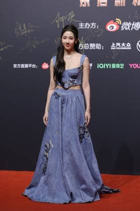 BEIJING, CHINA - JANUARY 18: Singer Stringer Zhang Xianzi arrives at the red carpet for Weibo Music Awards 2022 on January 18, 2023 in Beijing, China.  Copyright: xVCGx VCG111418472607