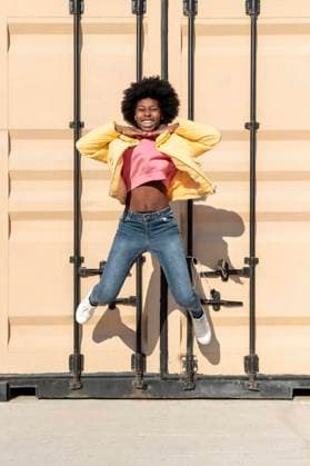 Creative Highlights Symbolbilder portrait young woman jumping 11 portrait young woman jumping 11 Copyright: xZoonar.com OleksandrxLatkunx 18424486 ,model released, Symbolfoto ,property released