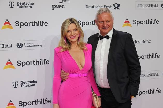 21.01.2023 Frankfurt am Main, Festhalle Der 52. Ball des Sports der Deutschen Sporthilfe Schauspielerin Anna Posch Freundin von Stefan Blöcher (ehemaliger deutscher Hockeyspieler)