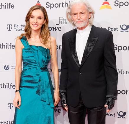 21.01.2023 Frankfurt am Main, Festhalle Der 52. Ball des Sports der Deutschen Sporthilfe Unternehmer Professor Hermann BÜHLBECKER (Inhaber von Lampertz) mit Giovanna MORENO