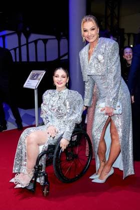 52. Ball des Sports Kristina Vogel und Franziska van Almsick beim 52. Ball des Sports in der Festhalle in Frankfurt am Main. Copyright: xEventpressxGolejewskix