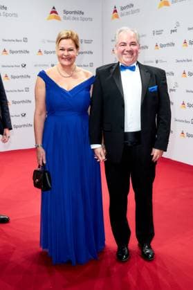 52. Ball des Sports Nancy Faeser mit Ehemann beim 52. Ball des Sports in der Festhalle in Frankfurt am Main. Copyright: xEventpressxGolejewskix
