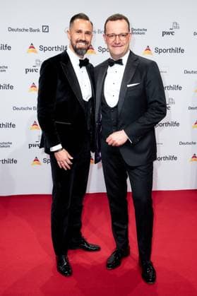 52. Ball des Sports Jens Spahn mit Ehemann Daniel Funke beim 52. Ball des Sports in der Festhalle in Frankfurt am Main. Copyright: xEventpressxGolejewskix