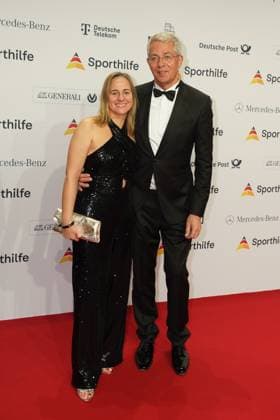 Die Sporthilf hat zum 52. Ball des Sports geladen. Viel Prominens kam ueber den roten Teppich. Stefen Schulte, Susanne Brand - 52. Ball des Sports Die Sporthilf hat zum 52. Ball des Sports geladen. Viel Prominens kam ueber den roten Teppich. Deutschland, Frankfurt, Festhalle, 21.01.2023