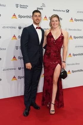 Die Sporthilf hat zum 52. Ball des Sports geladen. Viel Prominens kam ueber den roten Teppich. Jule Hake, Matthias Alfonsi - 52. Ball des Sports Die Sporthilf hat zum 52. Ball des Sports geladen. Viel Prominens kam ueber den roten Teppich. Deutschland, Frankfurt, Festhalle, 21.01.2023