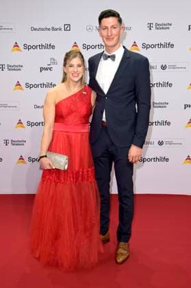 Elisabeth Seitz mit Nils Heyden beim 52. Ball des Sports 2023 in der Festhalle Frankfurt. Frankfurt am Main, 21.01.2023