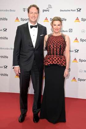 Ola Källenius mit Ehefrau Sabine Källenius beim 52. Ball des Sports 2023 in der Festhalle Frankfurt. Frankfurt am Main, 21.01.2023