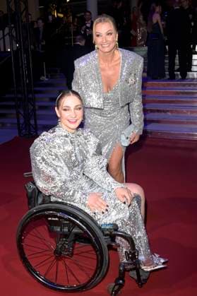 Kristina Vogel und Franziska van Almsick beim 52. Ball des Sports 2023 in der Festhalle Frankfurt. Frankfurt am Main, 21.01.2023