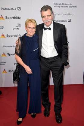 Heiner Brand mit Ehefrau Christel Brand beim 52. Ball des Sports 2023 in der Festhalle Frankfurt. Frankfurt am Main, 21.01.2023
