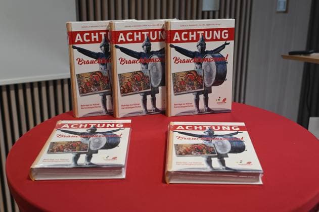 Buchvorstellung Achtung Brauchtumszone - Beiträge zur Kölner Karnevalsgeschichte. Anlässlich des 200jährigen Jubiläum veröffentlicht das Historische Archiv seinen neuen Mitteilungsband.