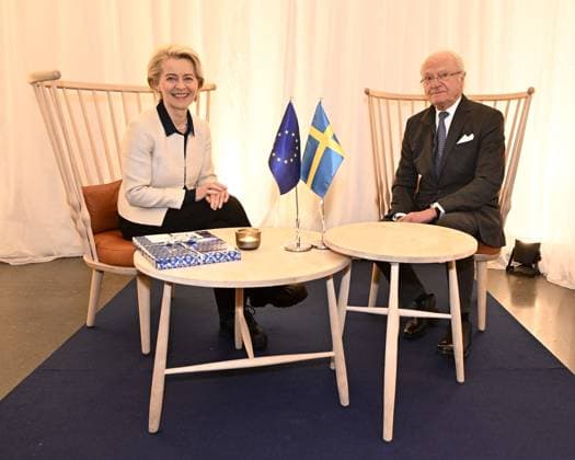 EU Commission President Ursula von der Leyen and Sweden s King Carl Gustaf before the dinner at the Ice Hotel in Jukkasjarvi, Sweden, on Jan. 12, 2023. The European Commission and the Swedish government meet in Sweden’s northernmost city Kiruna and nearby Jukkasjarvi on Jan. 12-13, the first meeting since Swedish took over the EU presidency on Jan. 01, 2023. JUKKASJARVI SWEDEN POL x10030x *** EU Commission President Ursula von der Leyen and Sweden s King Carl Gustaf before the dinner at the Ice Hotel in Jukkasjarvi, Sweden, on Jan 12, 2023 The European Commission and the Swedish government meet in Sweden’s northernmost city Kiruna and nearby Jukkasjarvi on Jan 12 13, the first meeting since Swedish took over the EU presidency on Jan 01, 2  Copyright: xJonasxEkstromer TTx SWEDEN EU PRESIDENCY SCANPIXB054224