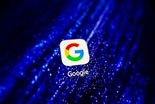 Google Photo Illustrations Google app shortcut is displayed on a screen for illustration photo. Krakow, Poland on January 23, 2023. Krakow Poland  Copyright: xBeataxZawrzelx originalFilename: zawrzel-googleph230123_npGrN.jpg