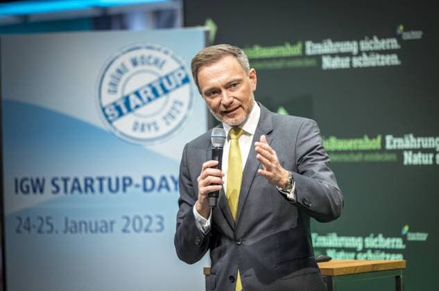 News Themen der Woche KW04 News Bilder des Tages Christian Lindner (FDP), Bundesminister der Finanzen, bei den Startup-Days auf der Internationalen Gruenen Woche Berlin Germany *** Christian Lindner FDP , Federal Minister of Finance, at the Startup Days at the International Green Week Berlin Germany Copyright: xThomasxKoehlerx