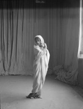 RECORD DATE NOT STATED Isadora Duncan dancers, between 1915 and 1923. Creator: Arnold Genthe. Copyright:xHeritagexArt HeritagexImagesx IMAGO ,2944651 ! ACHTUNG: AUFNAHMEDATUM GESCHÄTZT!  Copyright:HeritagexArt HeritagexImagesx IMAGO